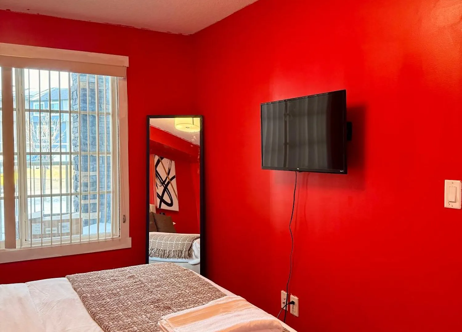 1Bed Highrise Condo Orange House, Clearview Area, Recreation Center Edmonton Kanada