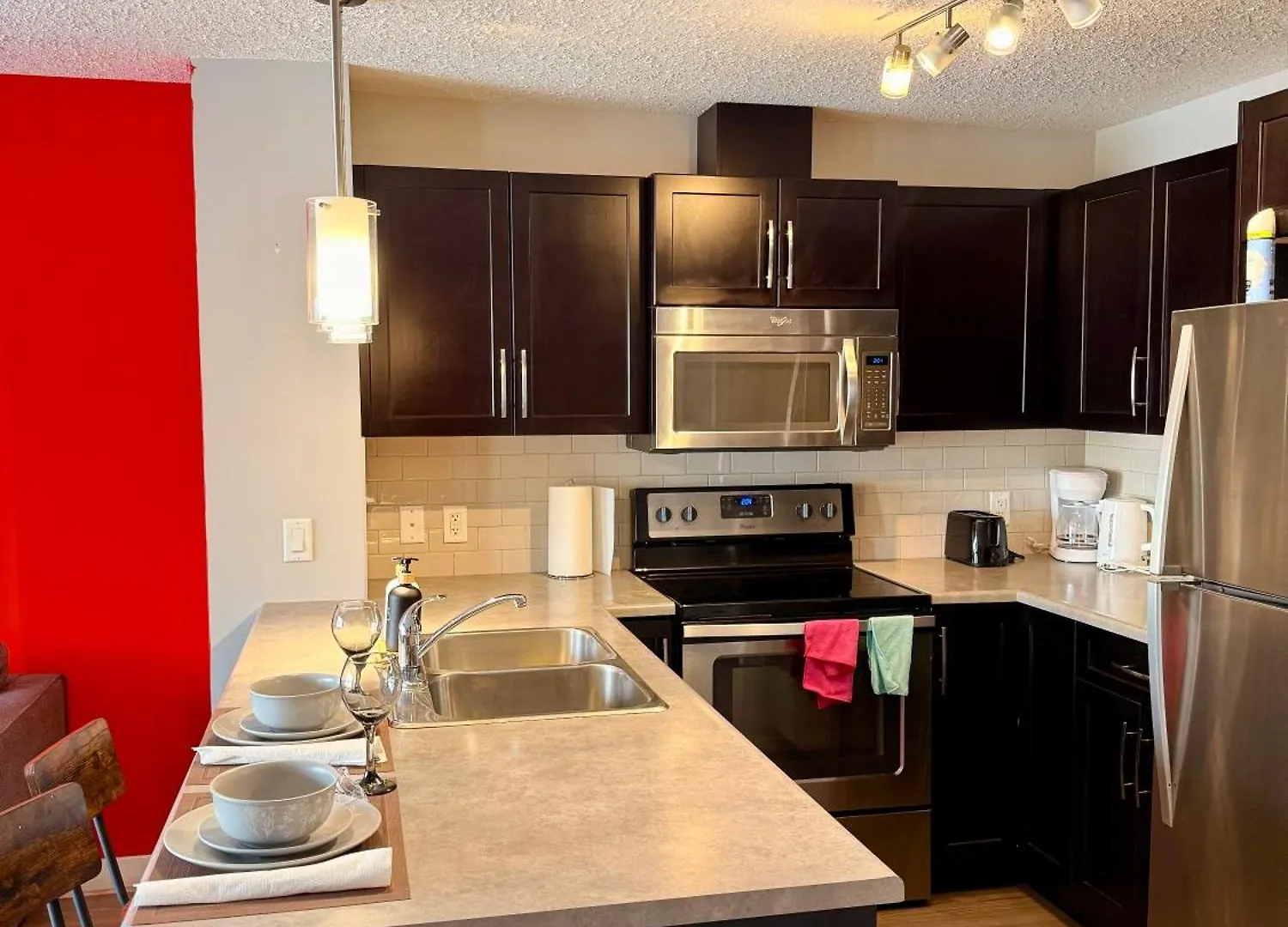 1Bed Highrise Condo Orange House, Clearview Area, Recreation Center Edmonton 0*,  Kanada